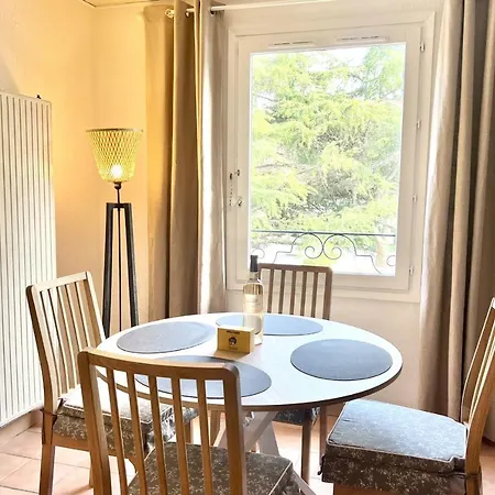 Old-world Charm With Modern Comforts *